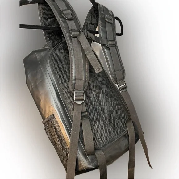 GYMVMT Backpack - Picture 3 of 7